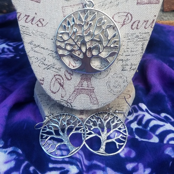 HP-Tree of Life Silver Earring&Necklace Set - Picture 3 of 5